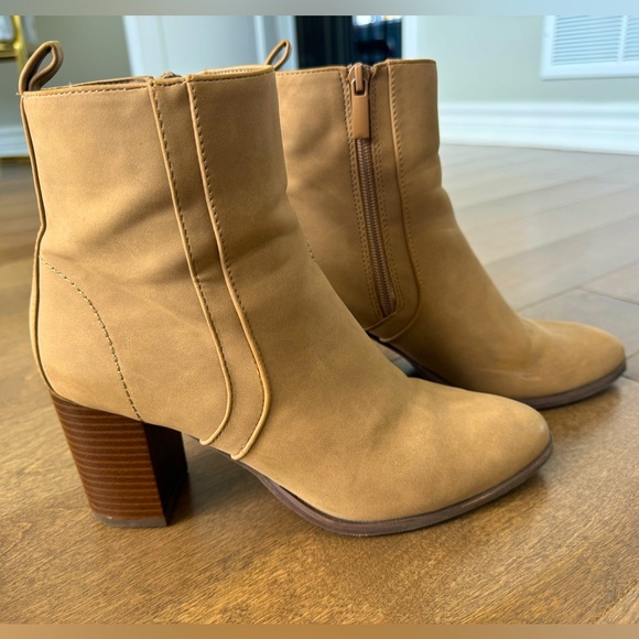 Mile End booties size 8 - Picture 1 of 2